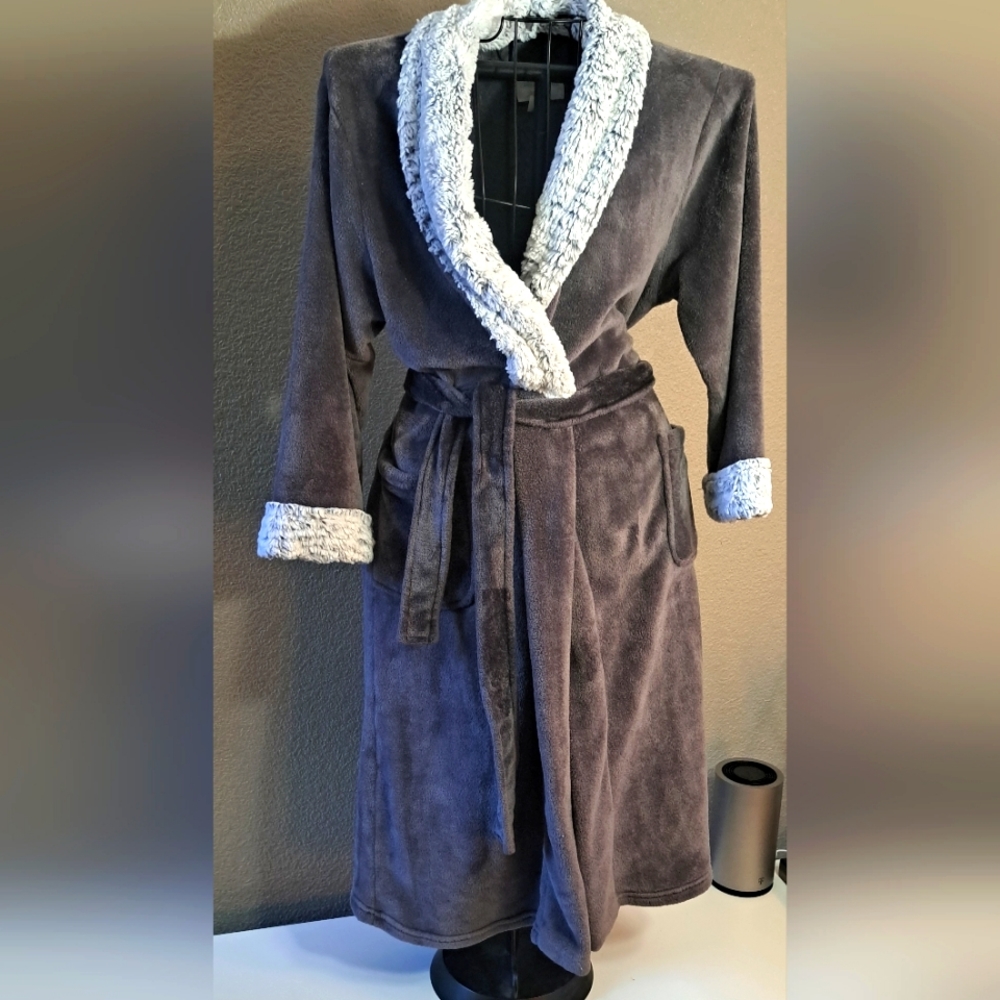 Plush women's robe